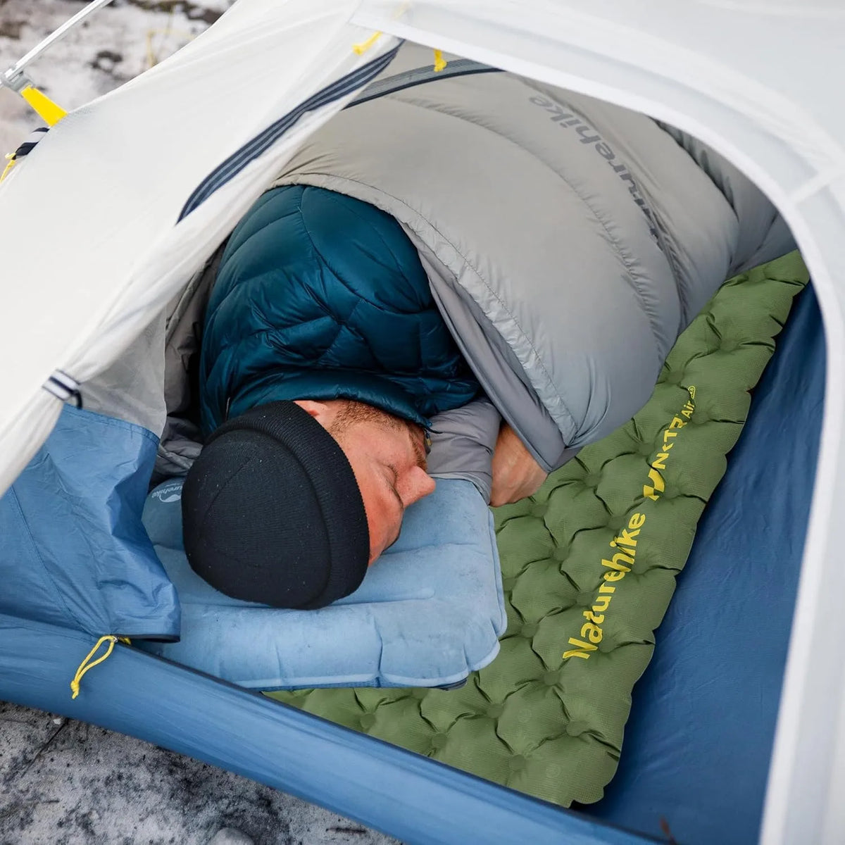 Naturehike R4.6 Ultralight Insulated Inflatable Sleeping Pad